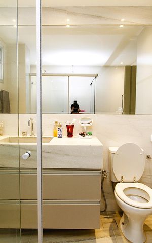 Apartamento à venda com 267m², 4 quartos e 4 vagasBanheiro da Suíte
