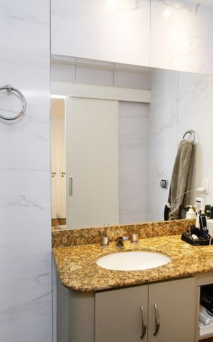 Apartamento à venda com 267m², 4 quartos e 4 vagasBanheiro do Quarto 4