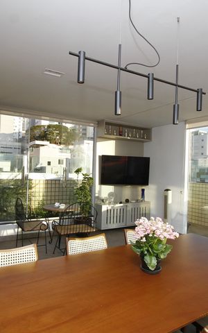 Apartamento à venda com 267m², 4 quartos e 4 vagasCobertura