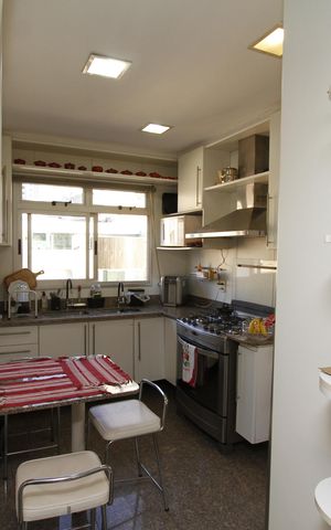 Apartamento à venda com 267m², 4 quartos e 4 vagasCozinha