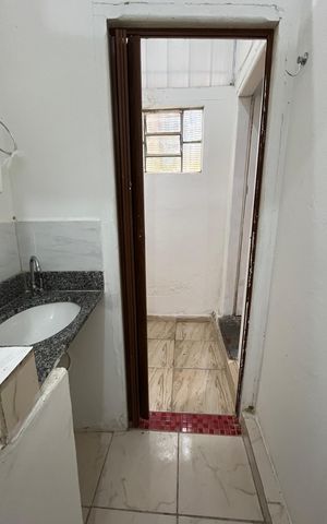 Casa para alugar com 232m², 3 quartos e 2 vagasBanheiro - Corredor