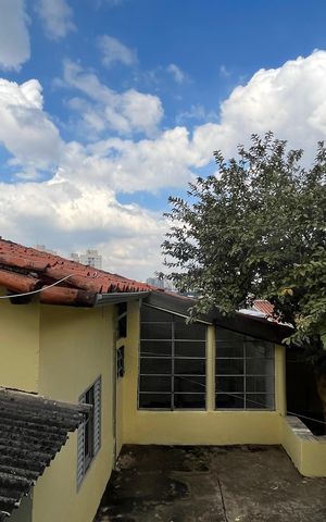 Casa para alugar com 232m², 3 quartos e 2 vagasVista - Suíte