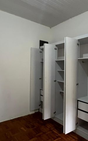 Casa para alugar com 232m², 3 quartos e 2 vagasQuarto de serviço