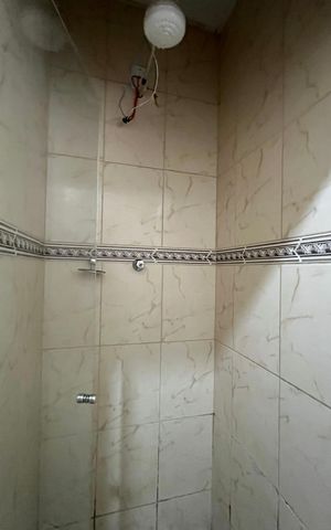 Casa para alugar com 232m², 3 quartos e 2 vagasBanheiro - Suíte