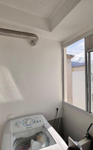 Apartamento à venda com 46m², 2 quartos e sem vaga Apartamento à venda com 46m², 2 quartos e sem vagaCozinha e Área de Serviço