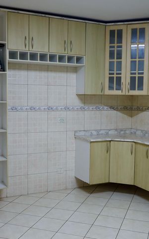 Casa à venda com 285m², 3 quartos e 3 vagas Casa à venda com 285m², 3 quartos e 3 vagasCozinha