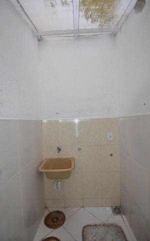 Casa à venda com 74m², 2 quartos e 1 vagaÁrea de Serviço