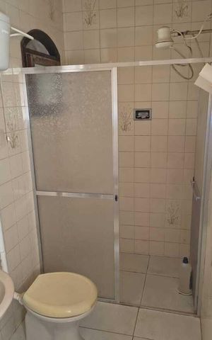 Casa de condomínio para alugar com 230m², 3 quartos e 2 vagas Casa de condomínio para alugar com 230m², 3 quartos e 2 vagasBanheiro