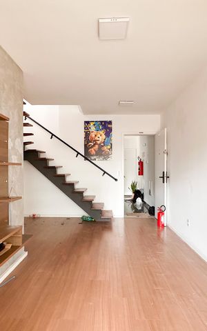 Apartamento à venda com 107m², 2 quartos e 2 vagas Apartamento à venda com 107m², 2 quartos e 2 vagasSala
