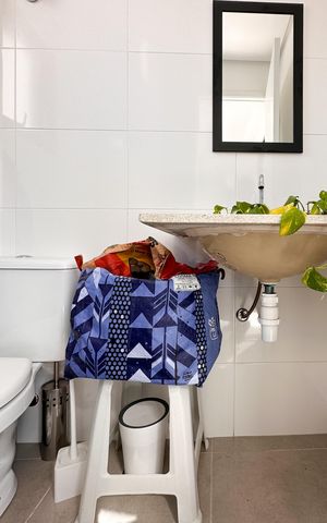 Apartamento à venda com 107m², 2 quartos e 2 vagas Apartamento à venda com 107m², 2 quartos e 2 vagasBanheiro de serviço