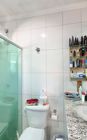 Casa à venda com 140m², 3 quartos e 3 vagas Casa à venda com 140m², 3 quartos e 3 vagasBanheiro da Suíte