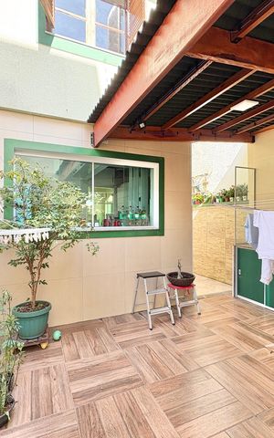 Casa à venda com 140m², 3 quartos e 3 vagas Casa à venda com 140m², 3 quartos e 3 vagasQuintal/ Churrasqueira
