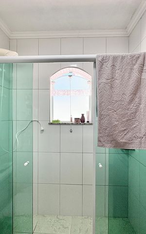 Casa à venda com 140m², 3 quartos e 3 vagas Casa à venda com 140m², 3 quartos e 3 vagasBanheiro
