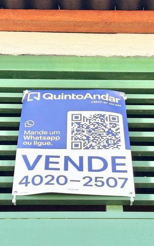 Casa à venda com 140m², 3 quartos e 3 vagas Casa à venda com 140m², 3 quartos e 3 vagasPlaca