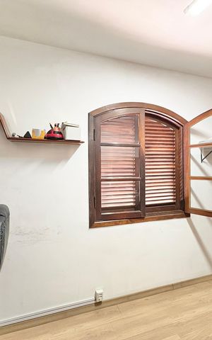 Casa à venda com 140m², 3 quartos e 3 vagas Casa à venda com 140m², 3 quartos e 3 vagasQuarto 1
