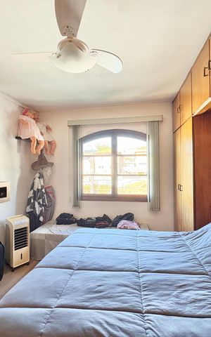 Casa à venda com 140m², 3 quartos e 3 vagas Casa à venda com 140m², 3 quartos e 3 vagasSuíte