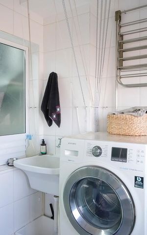 Apartamento à venda com 78m², 2 quartos e 2 vagasÁrea de serviço