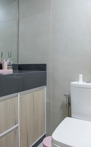 Apartamento à venda com 78m², 2 quartos e 2 vagasBanheiro da suíte