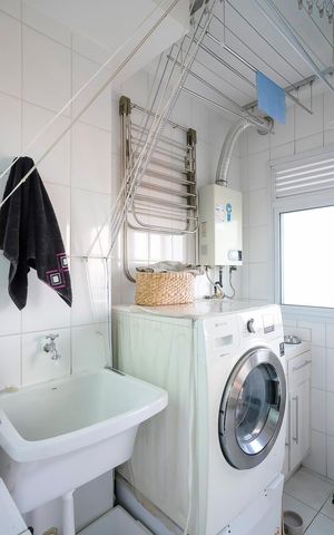 Apartamento à venda com 78m², 2 quartos e 2 vagasÁrea de serviço