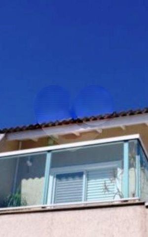 Casa à venda com 223m², 4 quartos e 4 vagas