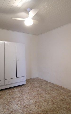 Casa de condomínio para alugar com 70m², 1 quarto e sem vagaQuarto