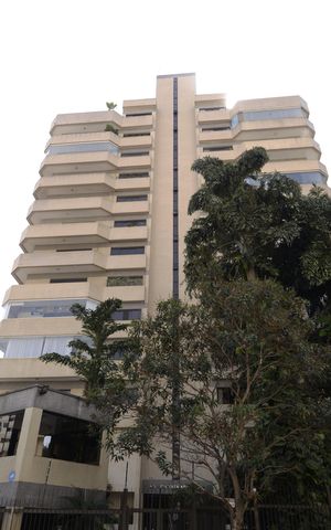 Apartamento para alugar com 280m², 4 quartos e 4 vagasFachada