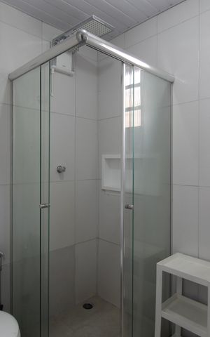 Casa de condomínio para alugar com 100m², 2 quartos e 1 vagaBanheiro da Suíte