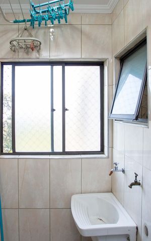 Apartamento à venda com 64m², 3 quartos e 1 vagaÁrea de Serviço