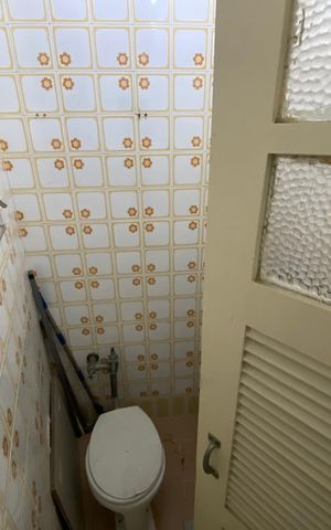 Apartamento à venda com 55m², 3 quartos e sem vaga Apartamento à venda com 55m², 3 quartos e sem vagaBanheiro de serviço