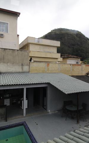 Casa de condomínio à venda com 310m², 5 quartos e 3 vagasVista do Quarto 2