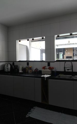 Casa de condomínio à venda com 310m², 5 quartos e 3 vagasCozinha