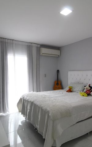 Casa de condomínio à venda com 310m², 5 quartos e 3 vagasQuarto 4