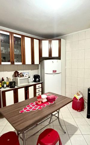 Casa à venda com 199m², 3 quartos e 2 vagas Casa à venda com 199m², 3 quartos e 2 vagasCozinha