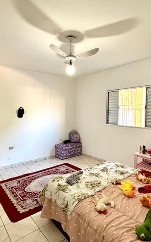 Casa à venda com 199m², 3 quartos e 2 vagas Casa à venda com 199m², 3 quartos e 2 vagasQuarto 1