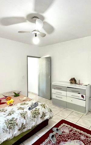 Casa à venda com 199m², 3 quartos e 2 vagas Casa à venda com 199m², 3 quartos e 2 vagasQuarto 1