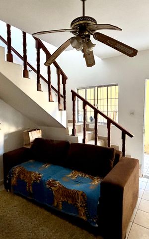 Casa à venda com 199m², 3 quartos e 2 vagas Casa à venda com 199m², 3 quartos e 2 vagasCozinha