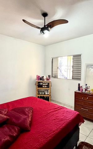 Casa à venda com 199m², 3 quartos e 2 vagas Casa à venda com 199m², 3 quartos e 2 vagasQuarto 2
