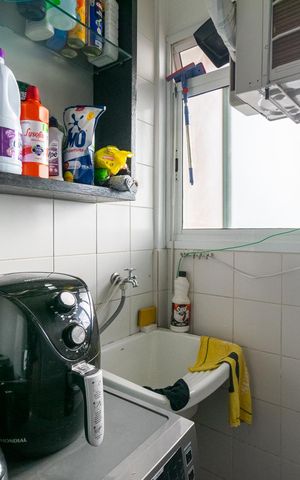 Apartamento à venda com 64m², 2 quartos e 1 vaga Apartamento à venda com 64m², 2 quartos e 1 vagaÁrea de Serviço