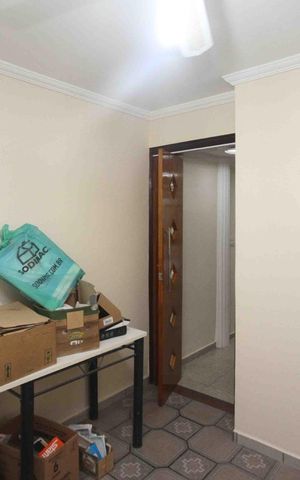 Casa à venda com 330m², 5 quartos e 2 vagas Casa à venda com 330m², 5 quartos e 2 vagasQuarto 02