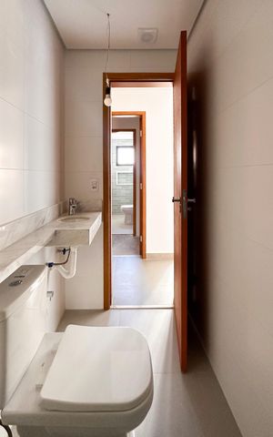 Apartamento à venda com 58m², 2 quartos e 1 vaga Apartamento à venda com 58m², 2 quartos e 1 vagaBanheiro Social