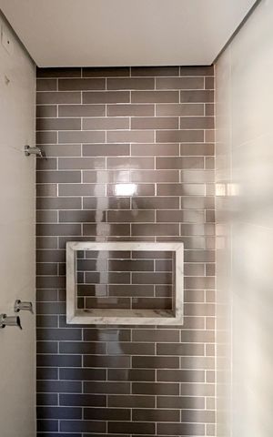 Apartamento à venda com 58m², 2 quartos e 1 vaga Apartamento à venda com 58m², 2 quartos e 1 vagaBanheiro Social