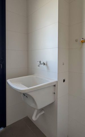 Apartamento à venda com 58m², 2 quartos e 1 vaga Apartamento à venda com 58m², 2 quartos e 1 vagaÁrea de Serviço