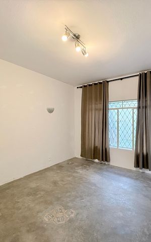 Casa para alugar com 150m², 2 quartos e 2 vagas Casa para alugar com 150m², 2 quartos e 2 vagasSala