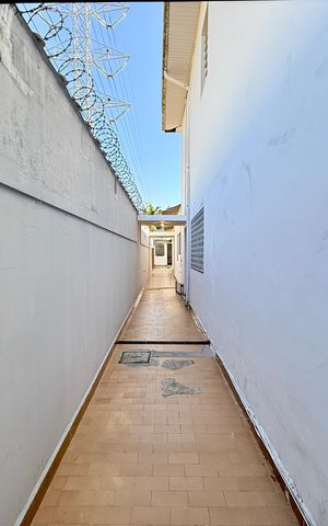 Casa para alugar com 150m², 2 quartos e 2 vagas Casa para alugar com 150m², 2 quartos e 2 vagasQuintal Lateral
