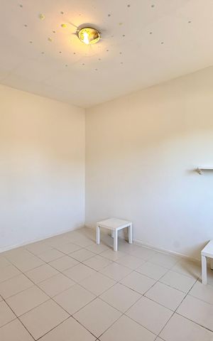 Casa para alugar com 150m², 2 quartos e 2 vagas Casa para alugar com 150m², 2 quartos e 2 vagasQuarto 1