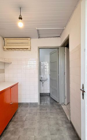 Casa para alugar com 150m², 2 quartos e 2 vagas Casa para alugar com 150m², 2 quartos e 2 vagasÁrea de Serviço
