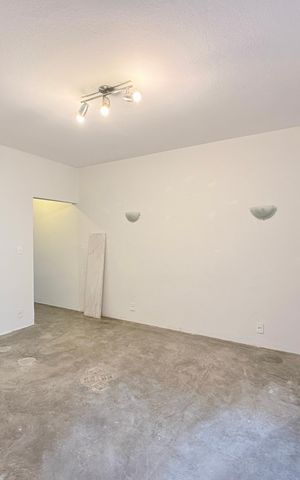 Casa para alugar com 150m², 2 quartos e 2 vagas Casa para alugar com 150m², 2 quartos e 2 vagasSala