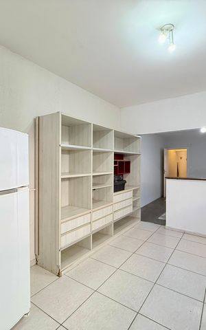 Casa para alugar com 150m², 2 quartos e 2 vagas Casa para alugar com 150m², 2 quartos e 2 vagasCozinha