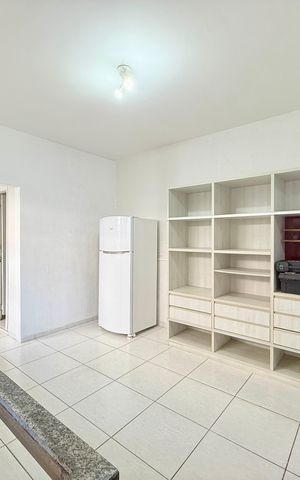 Casa para alugar com 150m², 2 quartos e 2 vagas Casa para alugar com 150m², 2 quartos e 2 vagasCozinha