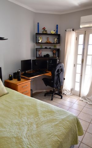 Casa à venda com 330m², 4 quartos e 3 vagasQuarto 2